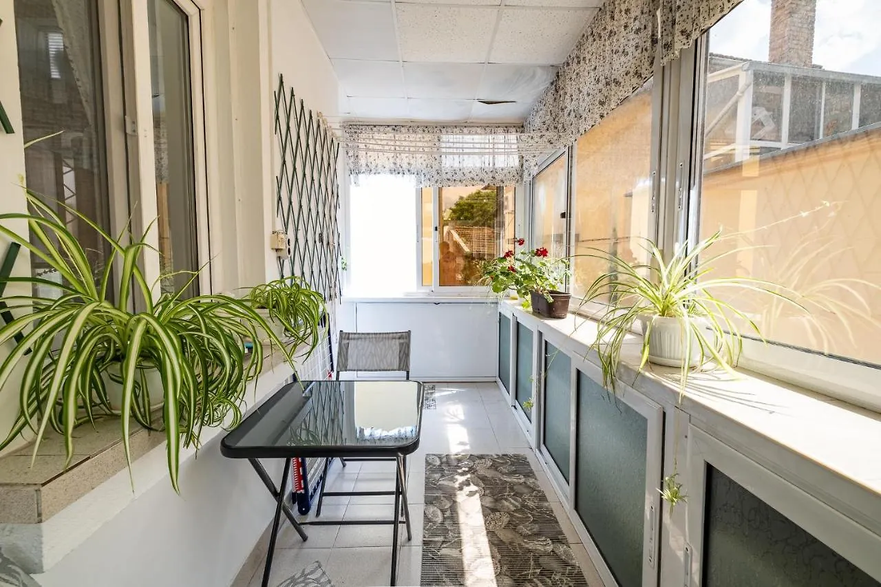 Aristocratic 2Bdrm Central Apartment Varna 0*,  Bulharsko