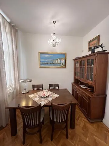 Aristocratic 2Bdrm Central Apartment Varna